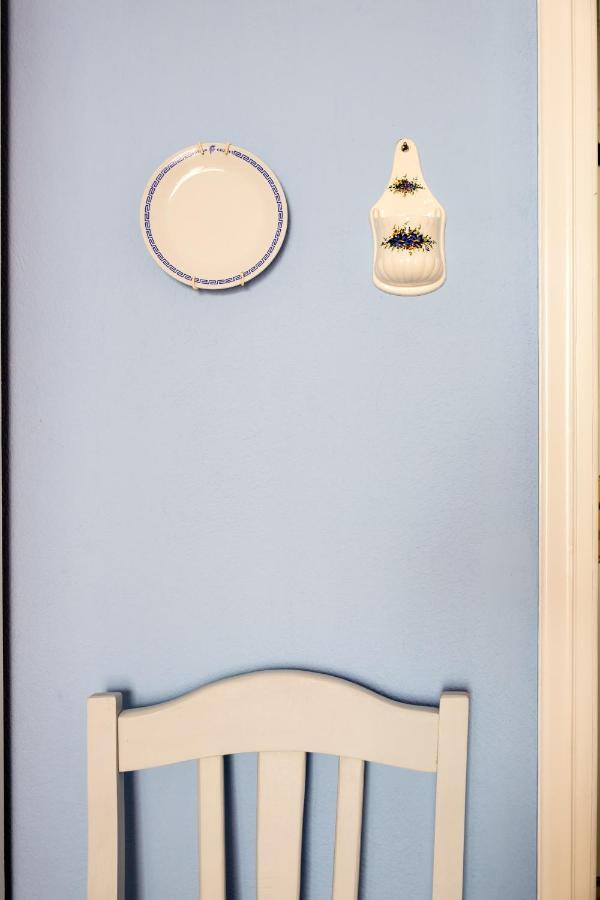 Cozy & Peaceful Apartment In Chalki Khalkion Exterior photo